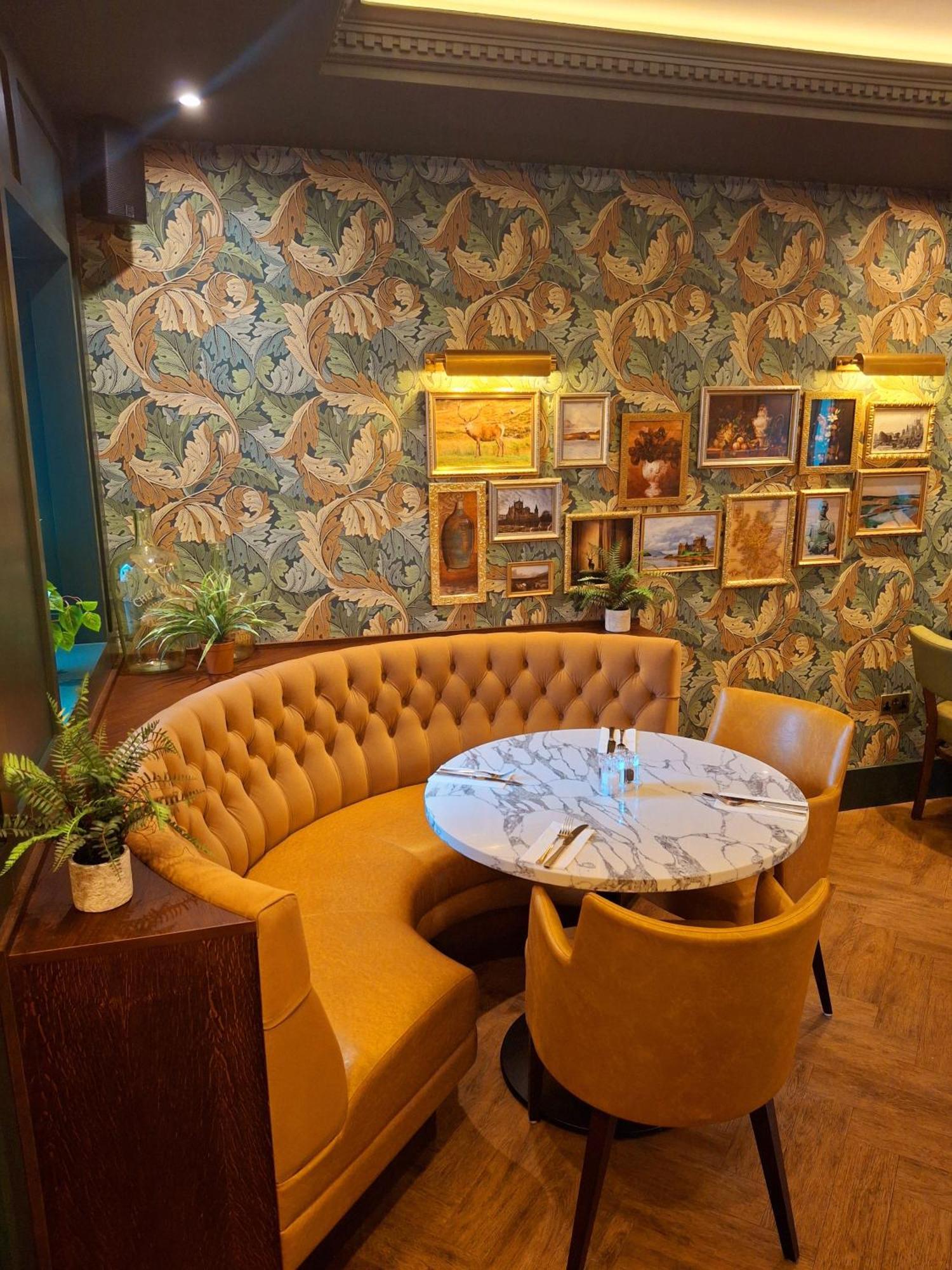 דנפרמליין Adamson Hotel מראה חיצוני תמונה
