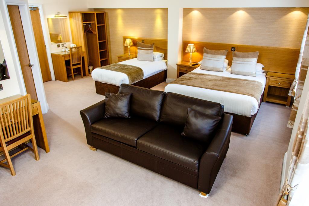 דנפרמליין Adamson Hotel מראה חיצוני תמונה