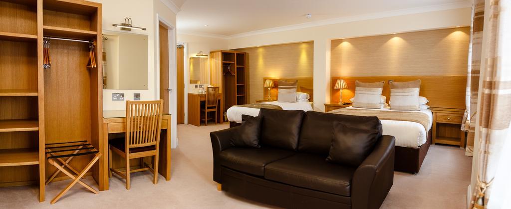 דנפרמליין Adamson Hotel מראה חיצוני תמונה