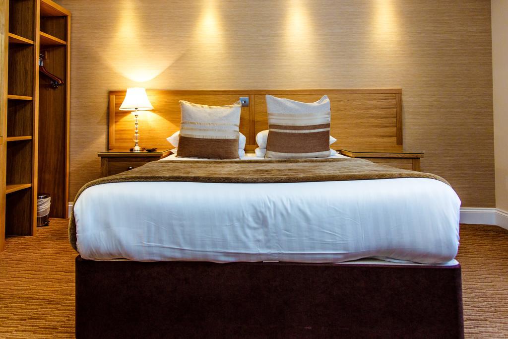 דנפרמליין Adamson Hotel מראה חיצוני תמונה